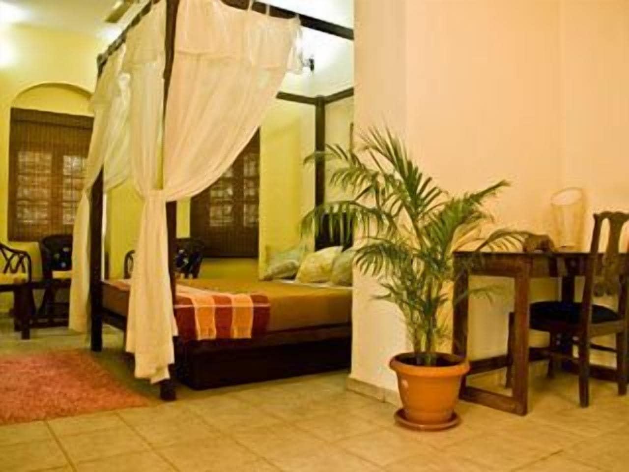 Hotel Banyan Tree Courtyard Calangute Esterno foto