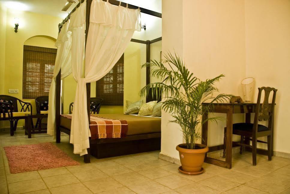 Hotel Banyan Tree Courtyard Calangute Esterno foto