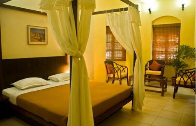 Hotel Banyan Tree Courtyard Calangute Esterno foto